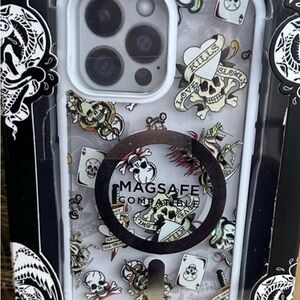 NWT Ed Hardy Skull Design MagSafe Compatible Phone Case - White